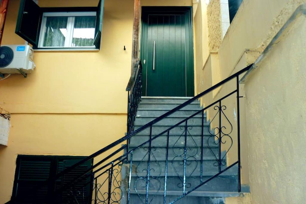 Center Of Parga-John'S House Apartamento Exterior foto